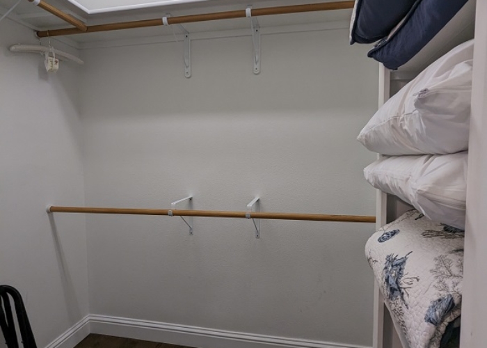 1431 Paso Robles closet