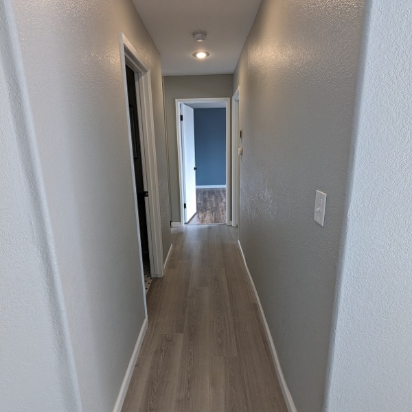 1277 Belridge 1B hall