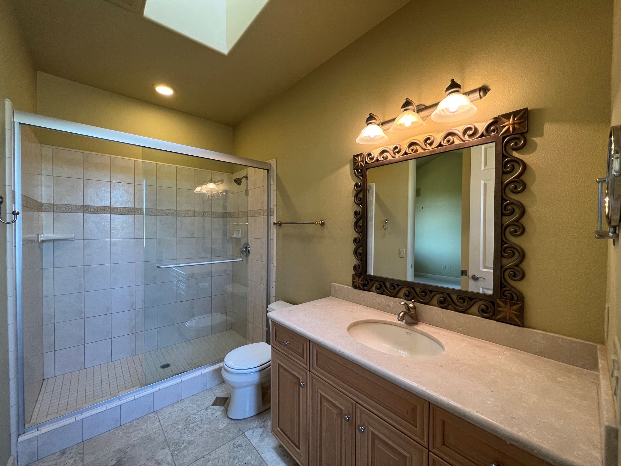 8565 Orcutt ba2