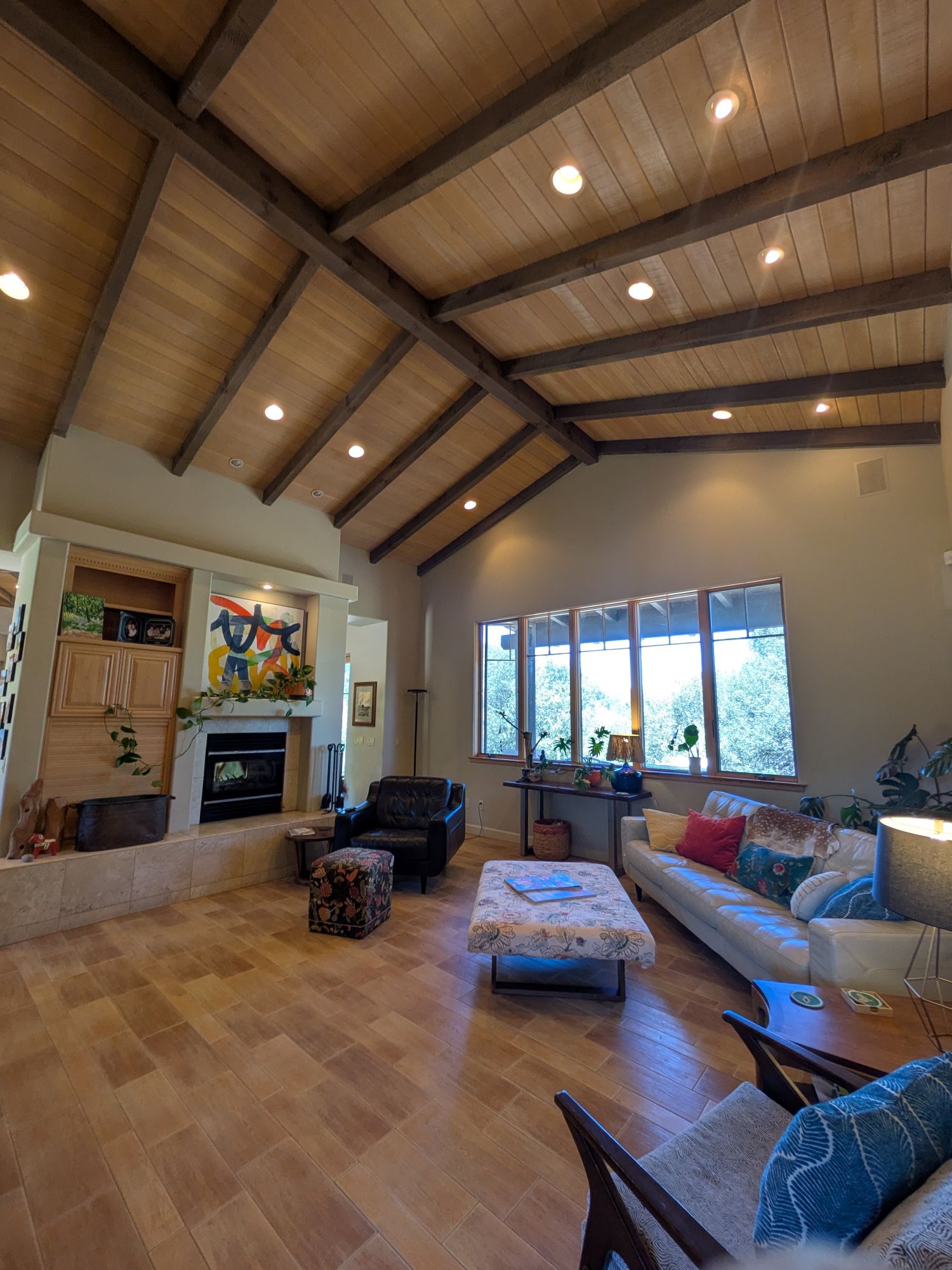 8565 Orcutt lr3