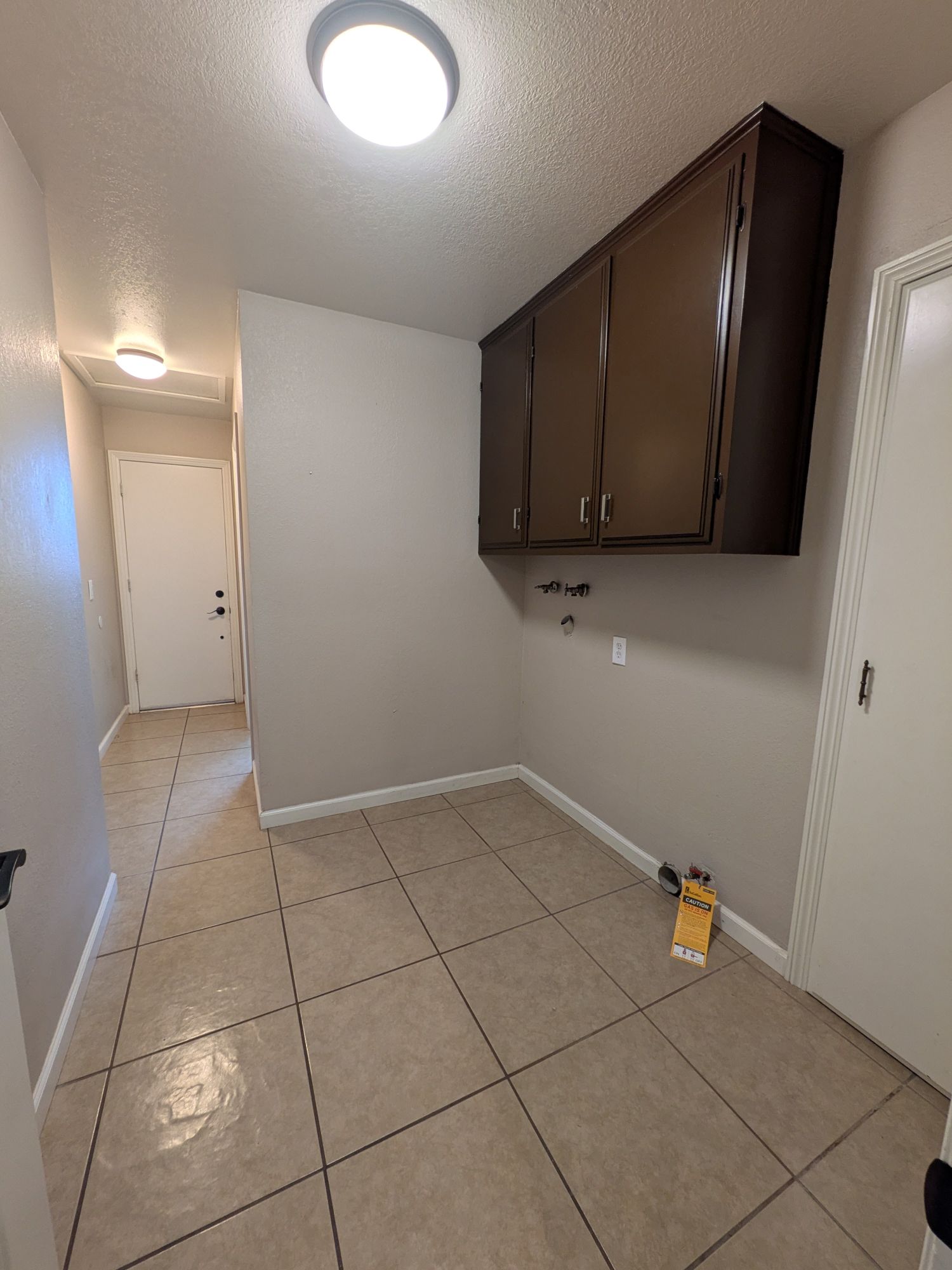 1339 24th B laundry
