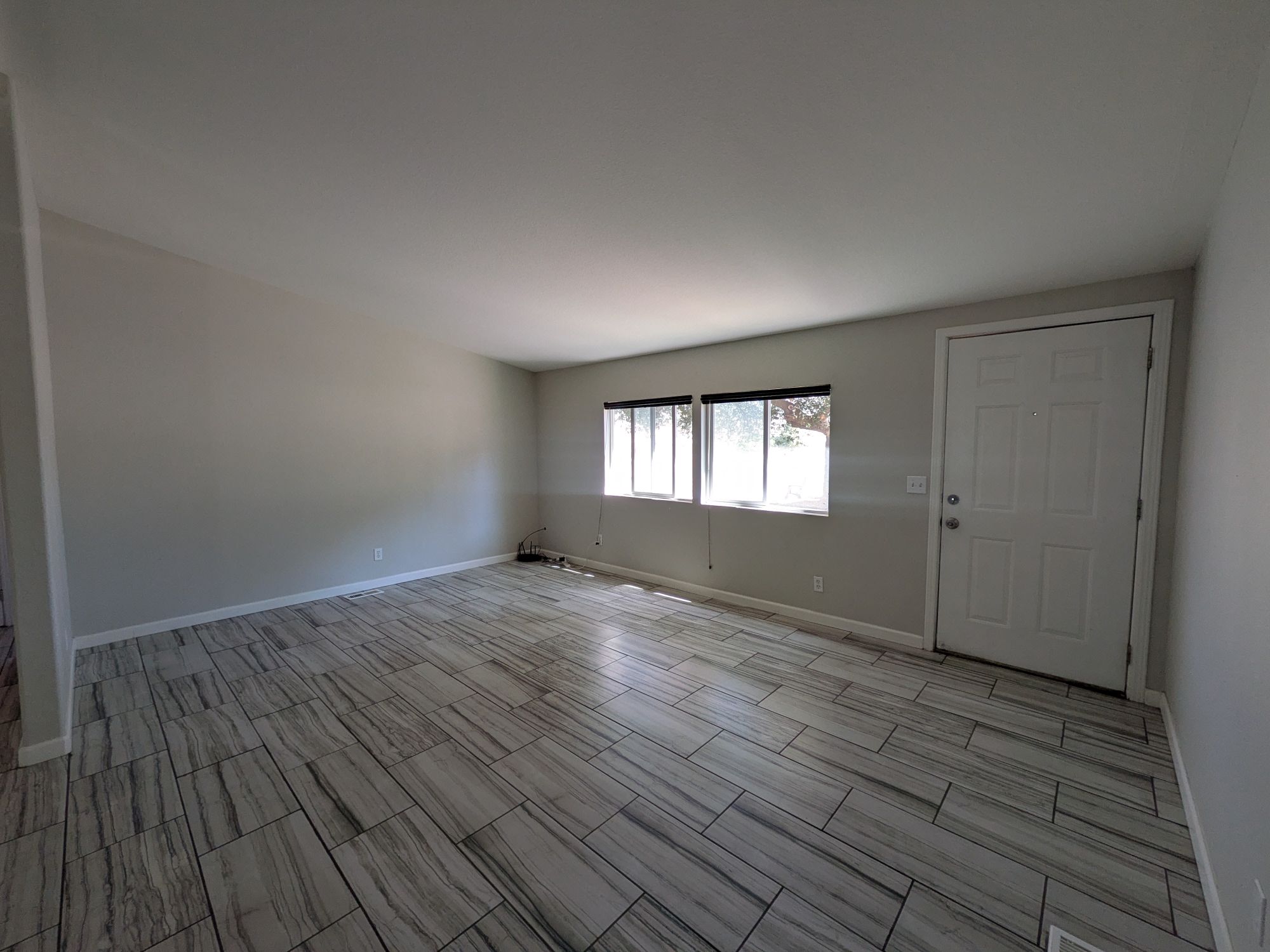 8585 Orcutt Rd lr4